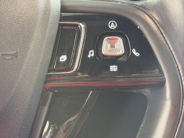 Used 2022 Lincoln Corsair Reserve w/ Elements Package FWD image 6