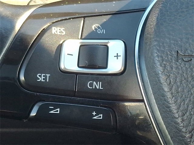 Used 2018 Volkswagen Passat 3.6 image 21