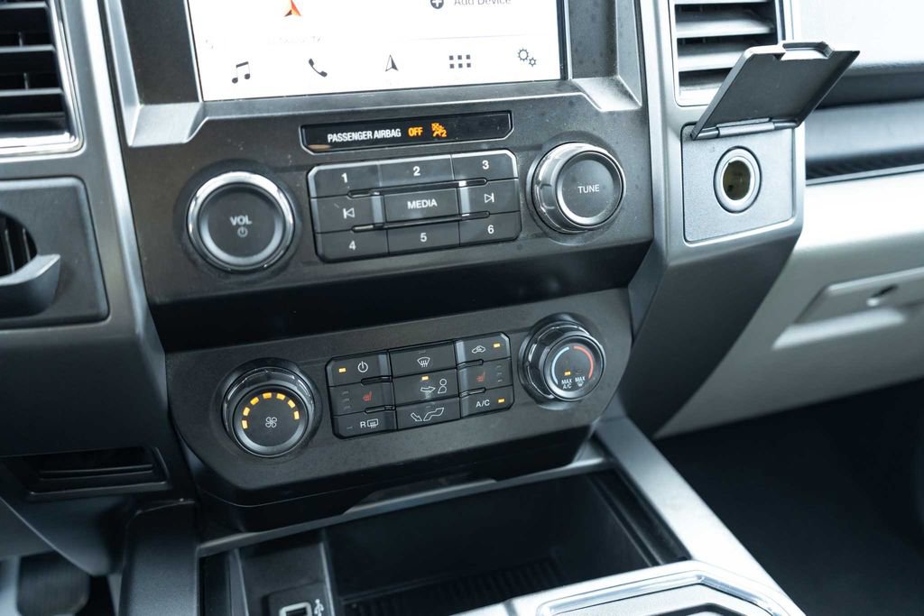 Used 2019 Ford F150 XLT w/ Equipment Group 302A Luxury image 19