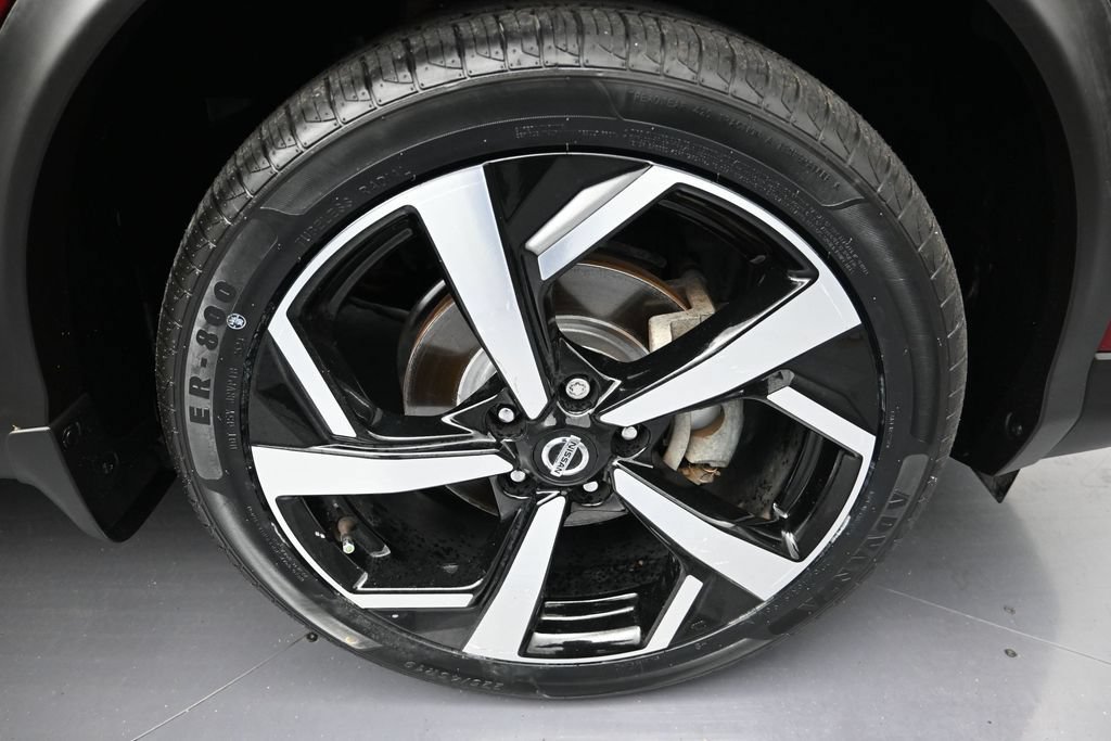 Used 2021 Nissan Rogue Sport SL FWD image 9