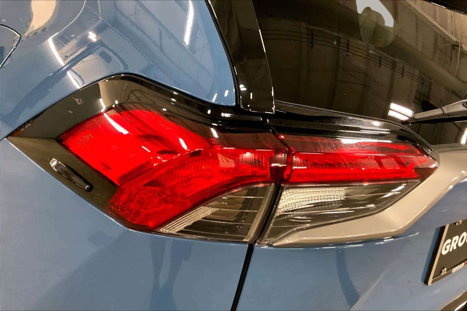 Used 2023 Toyota RAV4 XSE AWD/4WD image 29