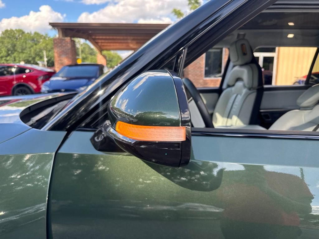 Used 2024 Rivian R1S Adventure AWD/4WD image 12