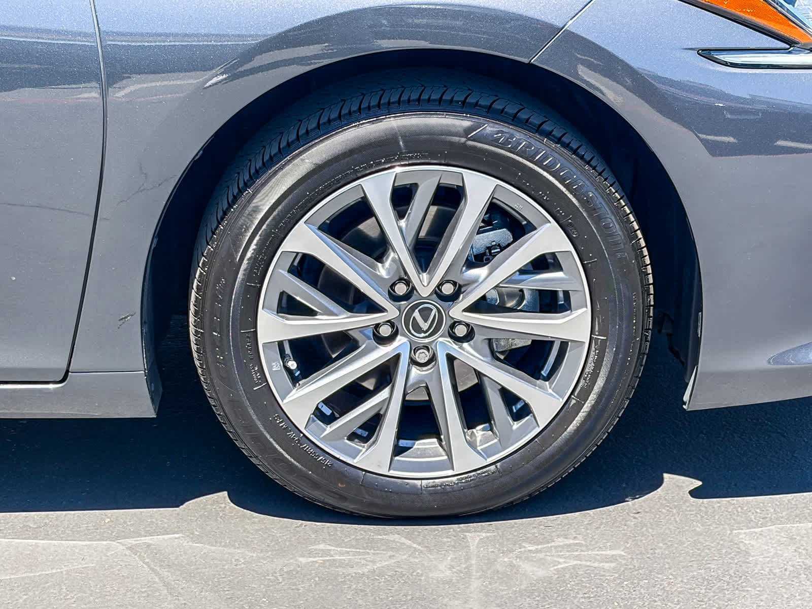 Certified 2025 Lexus ES 350 F Sport w/ Accessory Package (Z2) FWD image 9