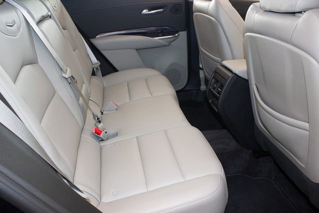 Used 2023 Cadillac XT4 Luxury w/ Cold Weather Package image 12
