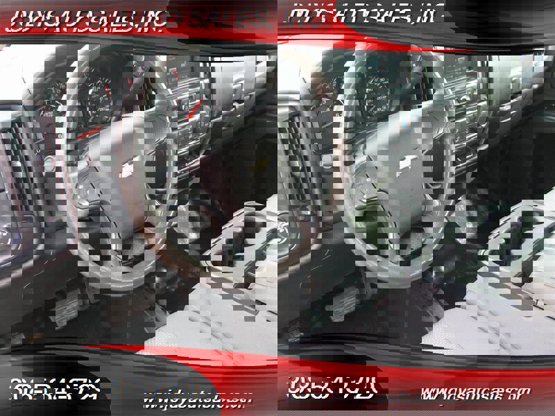 Used 2017 Chevrolet Silverado 2500 W/T image 2