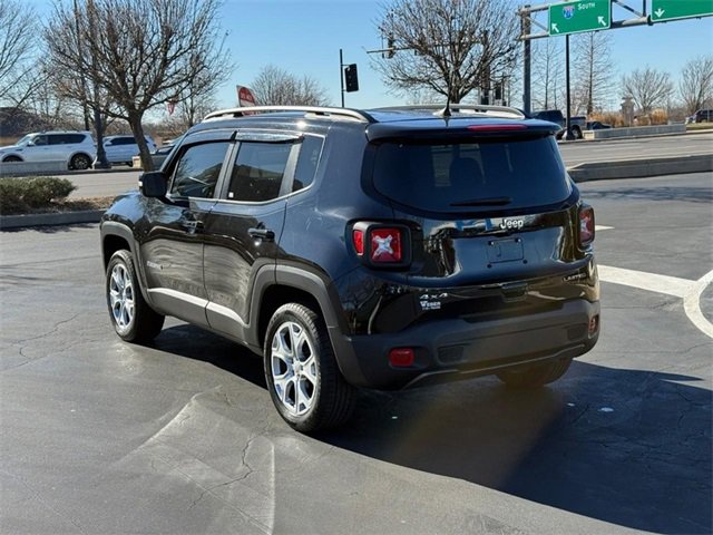Used 2023 Jeep Renegade Limited image 3