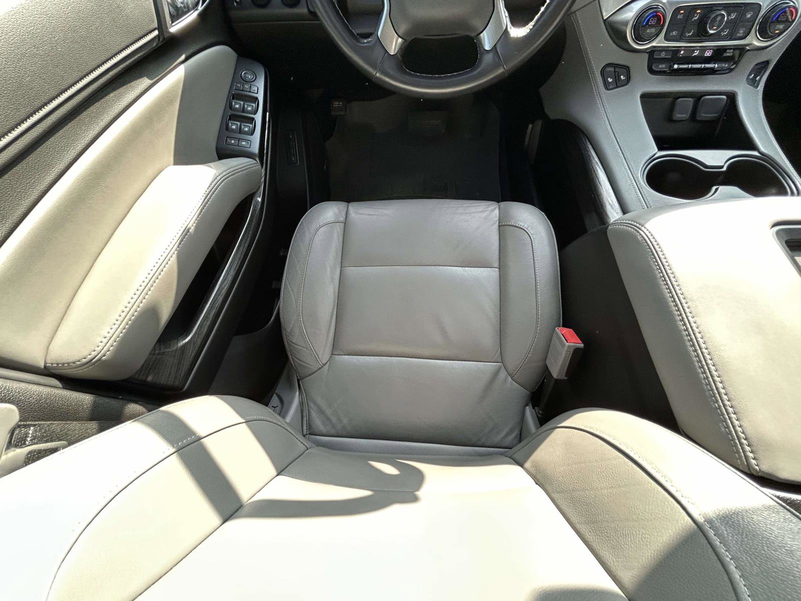 Used 2019 Chevrolet Tahoe LT image 16