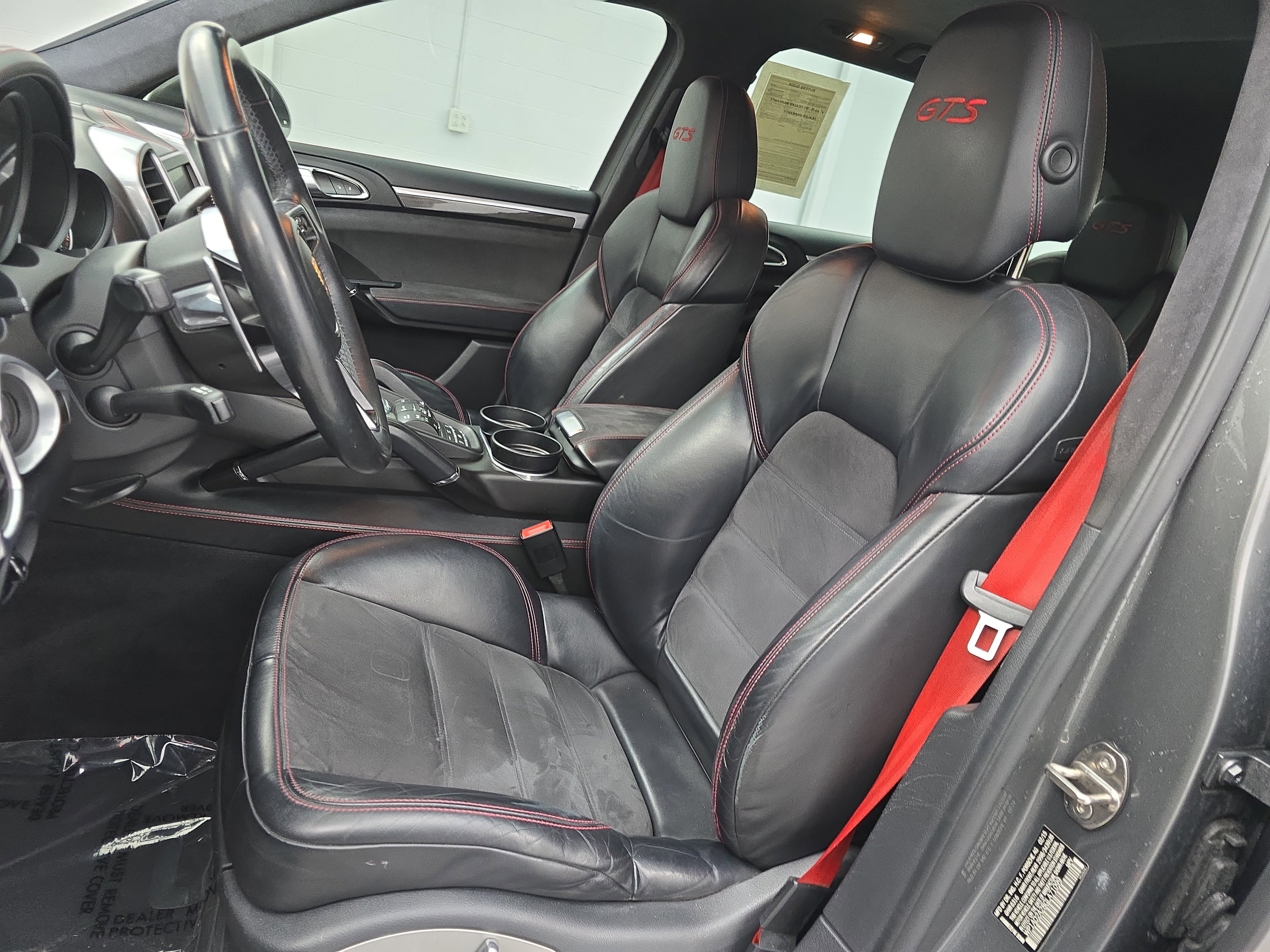 Used 2016 Porsche Cayenne GTS image 15