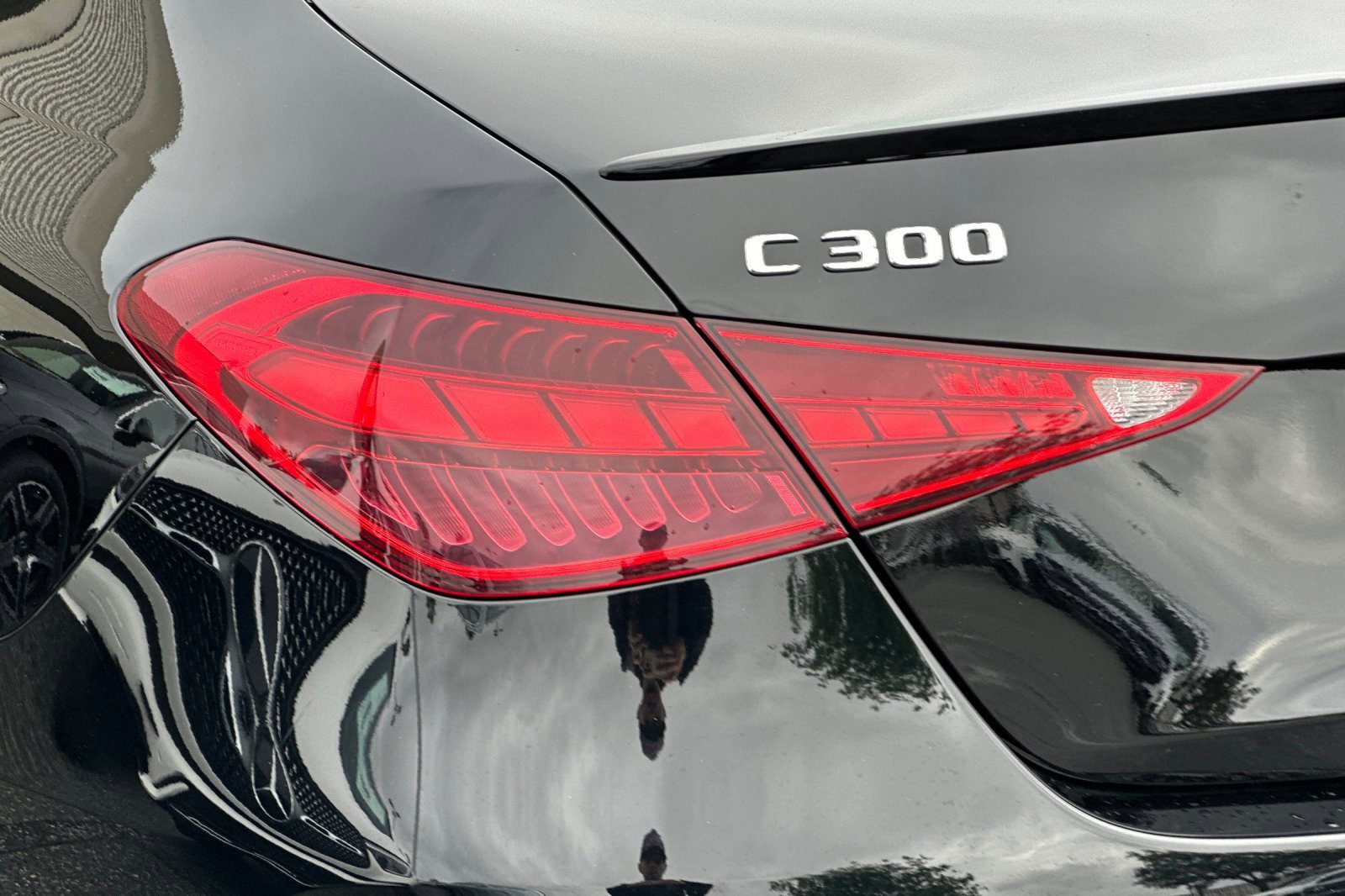 Certified 2025 Mercedes-Benz C 300 Sedan image 32