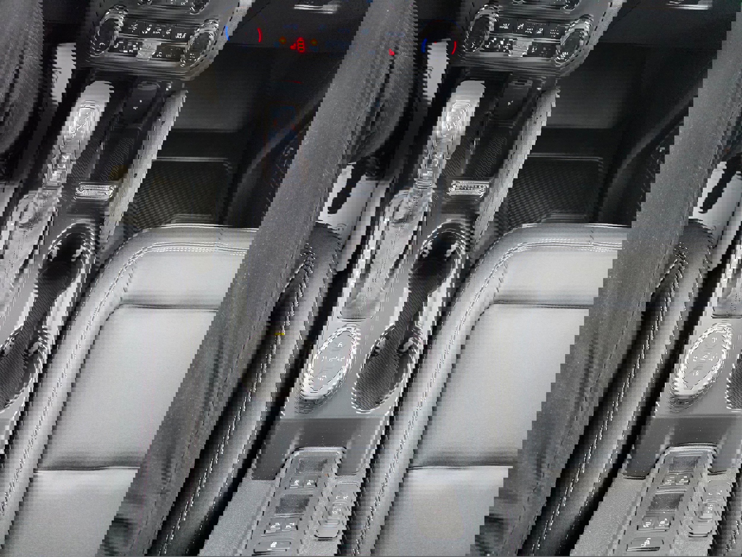 New 2025 Ford Bronco Badlands w/ Sasquatch Package image 13