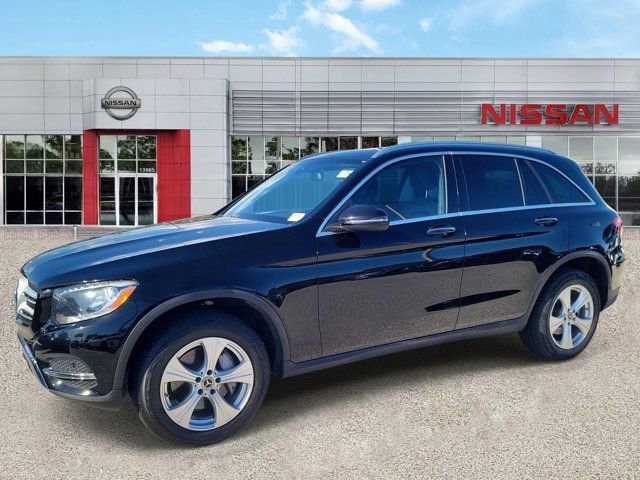 Used 2017 Mercedes-Benz GLC 300 4MATIC image 8