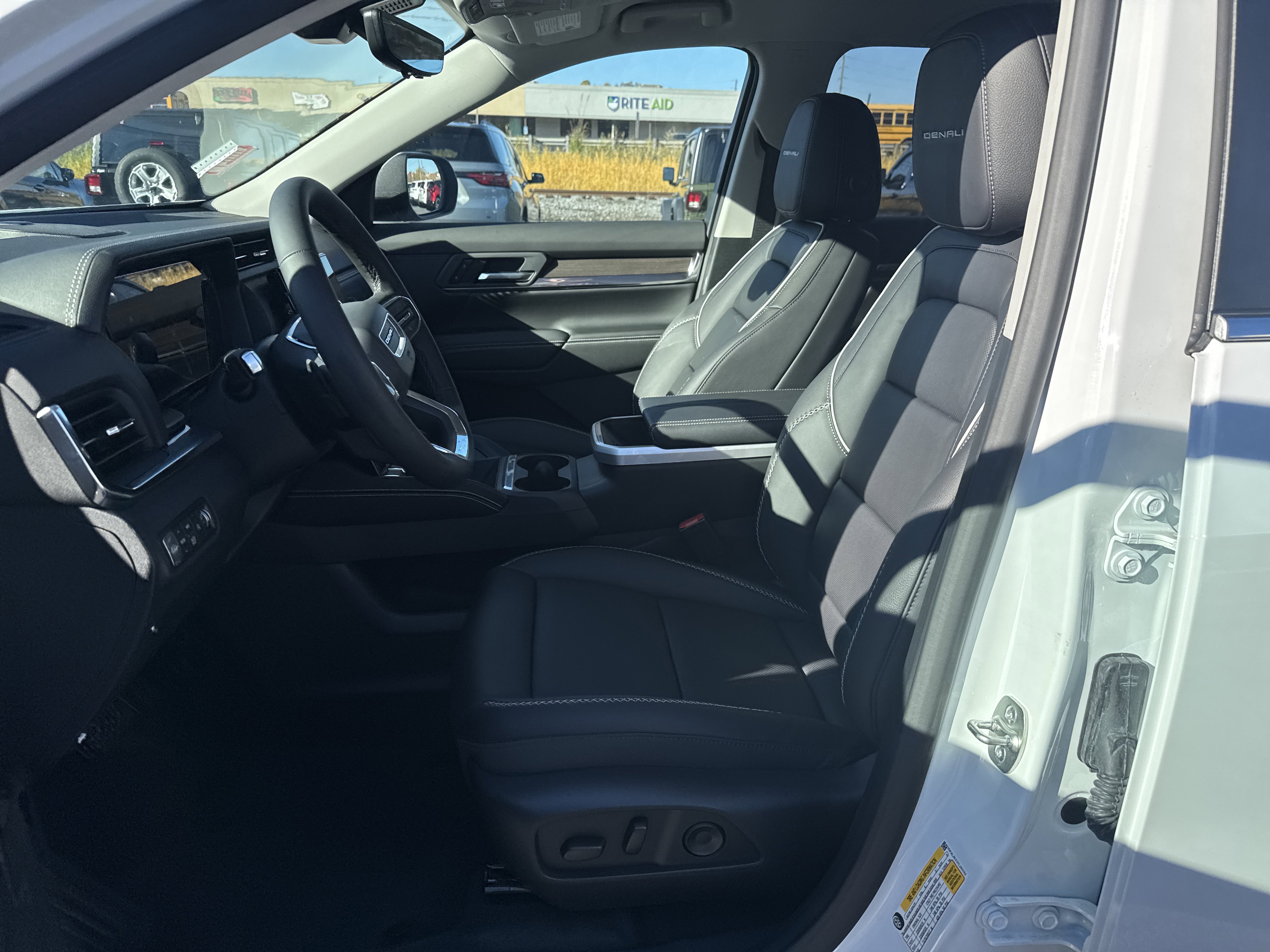 New 2026 GMC Terrain Denali w/ LPO, Floor Liner Package AWD/4WD image 12