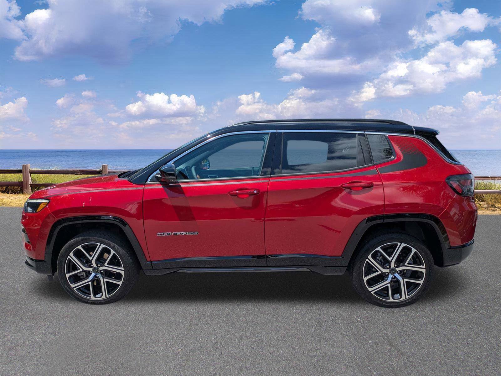 Used 2025 Jeep Compass Limited w/ Elite Group AWD/4WD image 5
