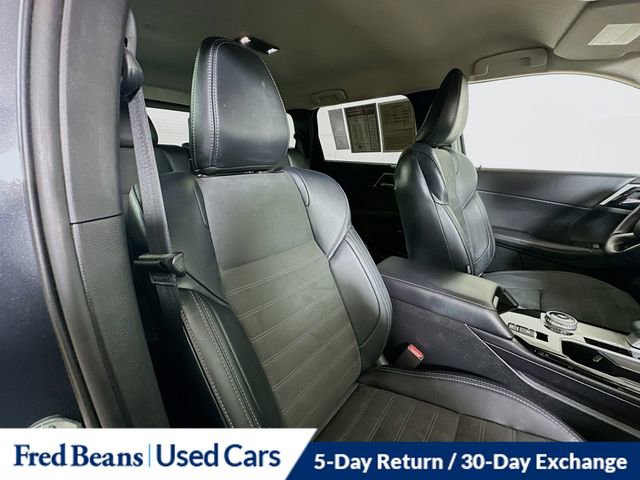 Used 2025 Mitsubishi Outlander SE image 31