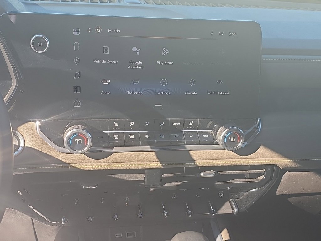 Used 2024 Chevrolet Colorado ZR2 w/ Safety Package image 10