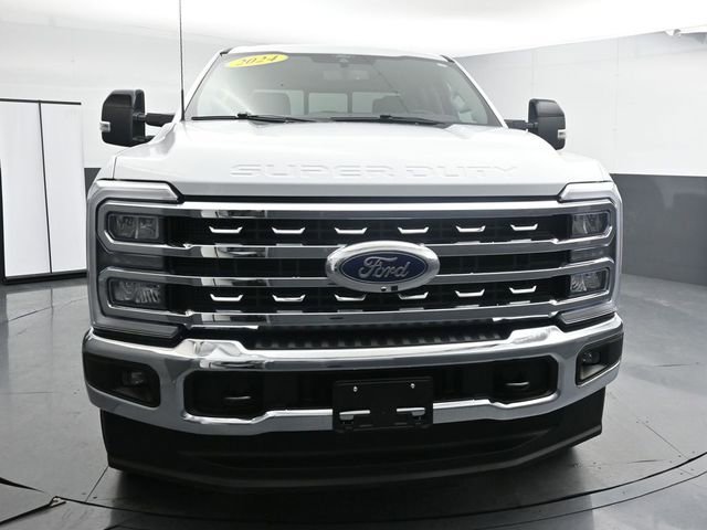 Used 2024 Ford F250 Lariat AWD/4WD image 3