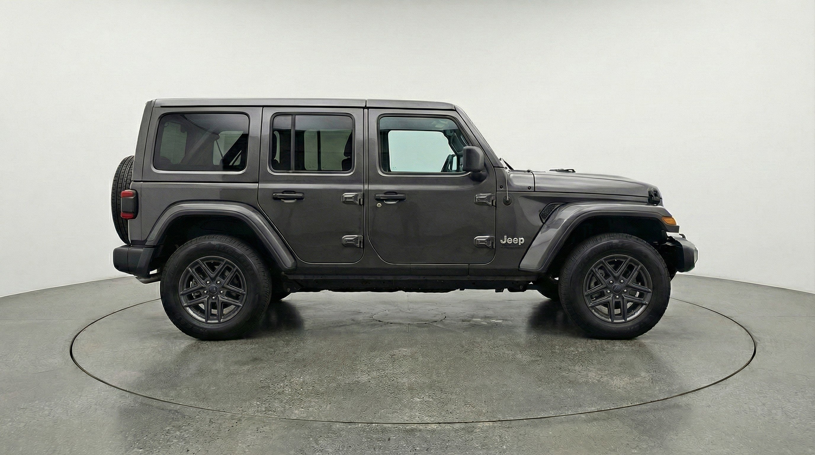 Used 2025 Jeep Wrangler Sport S image 11