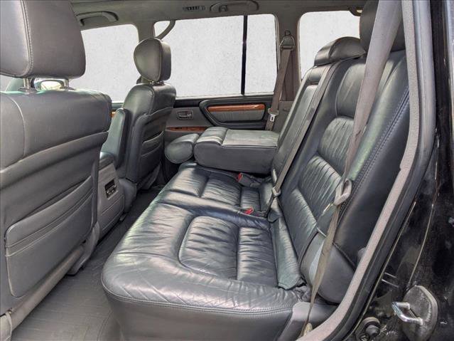 Used 2004 Lexus LX 470 4WD image 10
