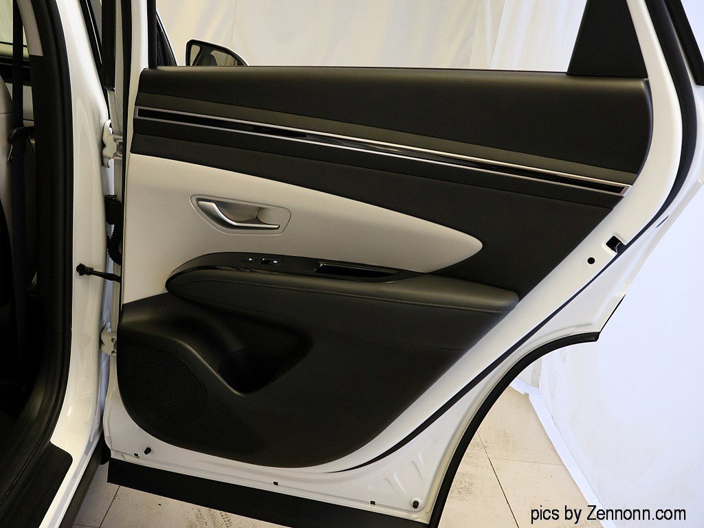 Used 2023 Hyundai Tucson Limited AWD/4WD image 32