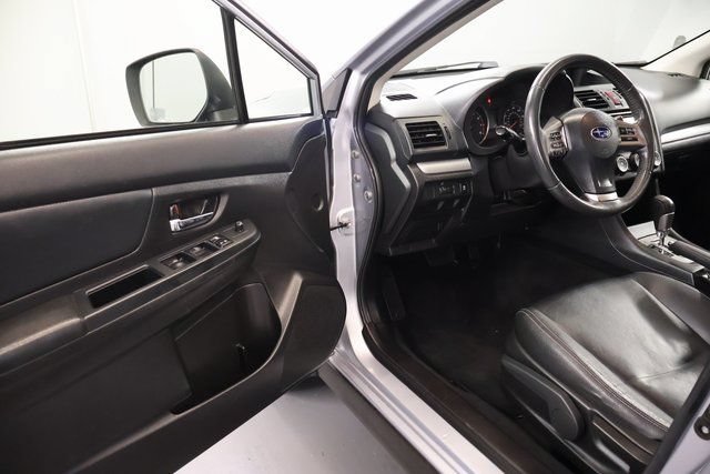 Used 2014 Subaru Crosstrek 2.0i Limited AWD/4WD image 8