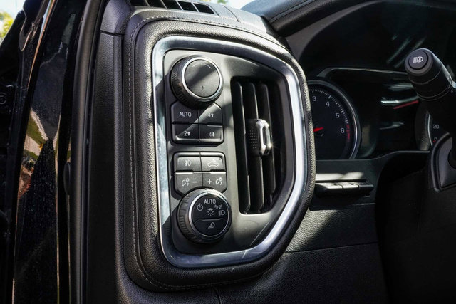 Used 2019 Chevrolet Silverado 1500 High Country w/ Technology Package AWD/4WD image 64