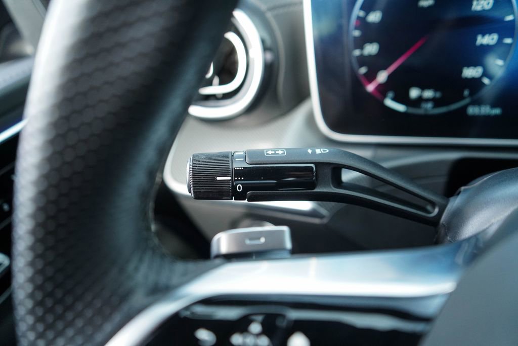 Used 2024 Mercedes-Benz C 300 Sedan image 28