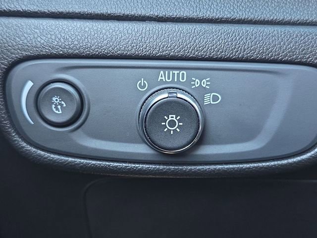 Used 2023 Chevrolet Bolt LT w/ Infotainment Package image 17