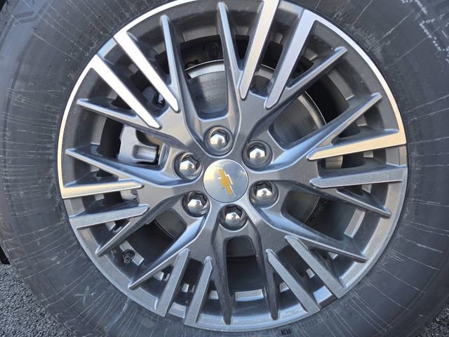 New 2026 Chevrolet Traverse LT w/ Driver Confidence Package FWD image 11