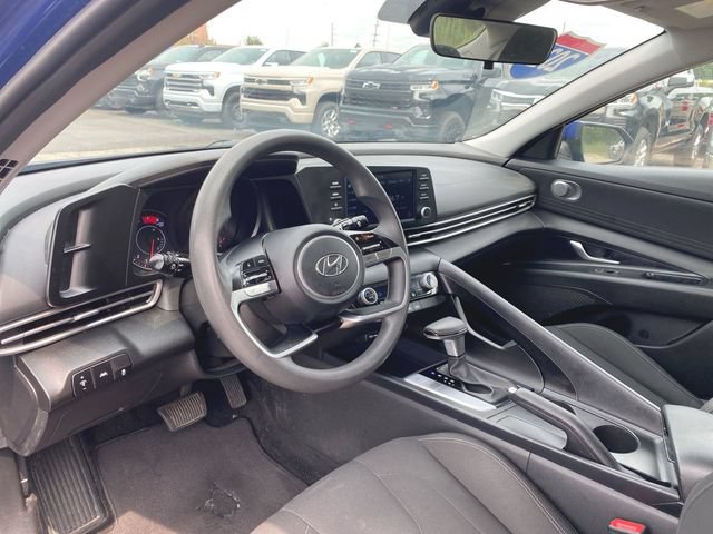 Used 2023 Hyundai Elantra SEL FWD image 10