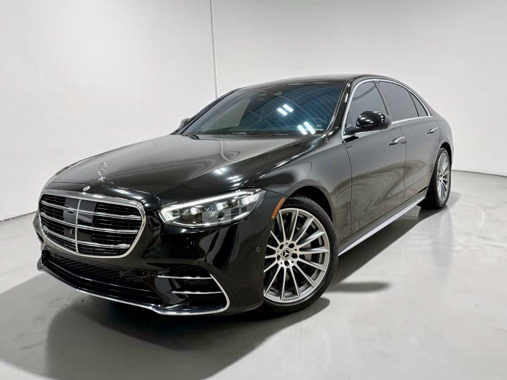 Used 2023 Mercedes-Benz S 580 4MATIC Sedan image 2
