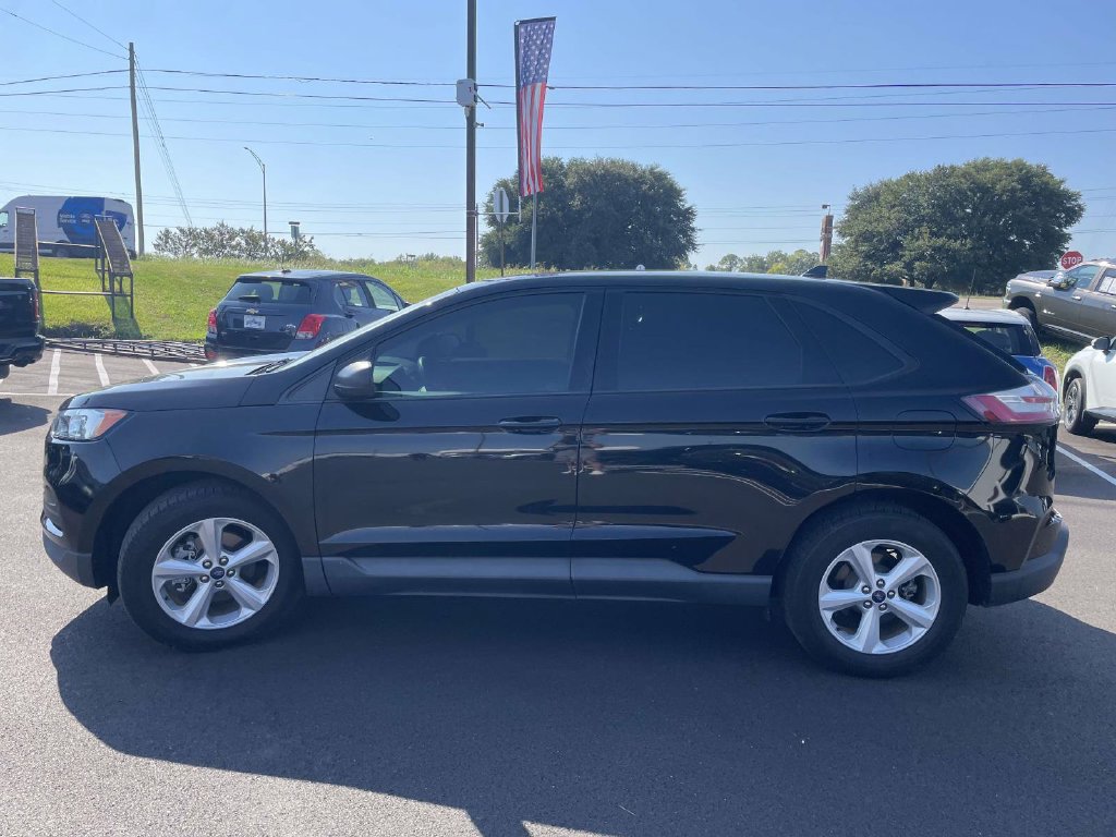 Used 2020 Ford Edge SE FWD image 6