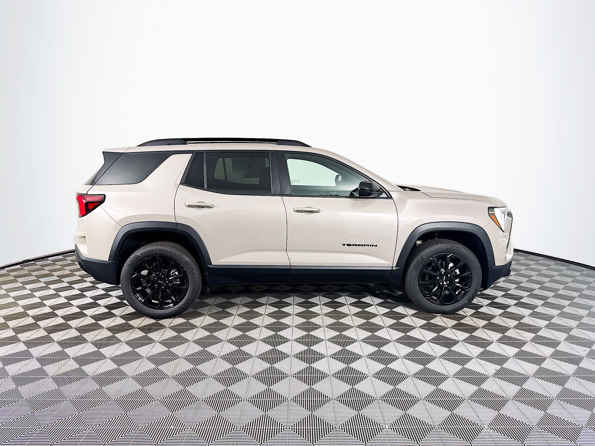 New 2026 GMC Terrain Elevation w/ Elevation Premium Package image 4