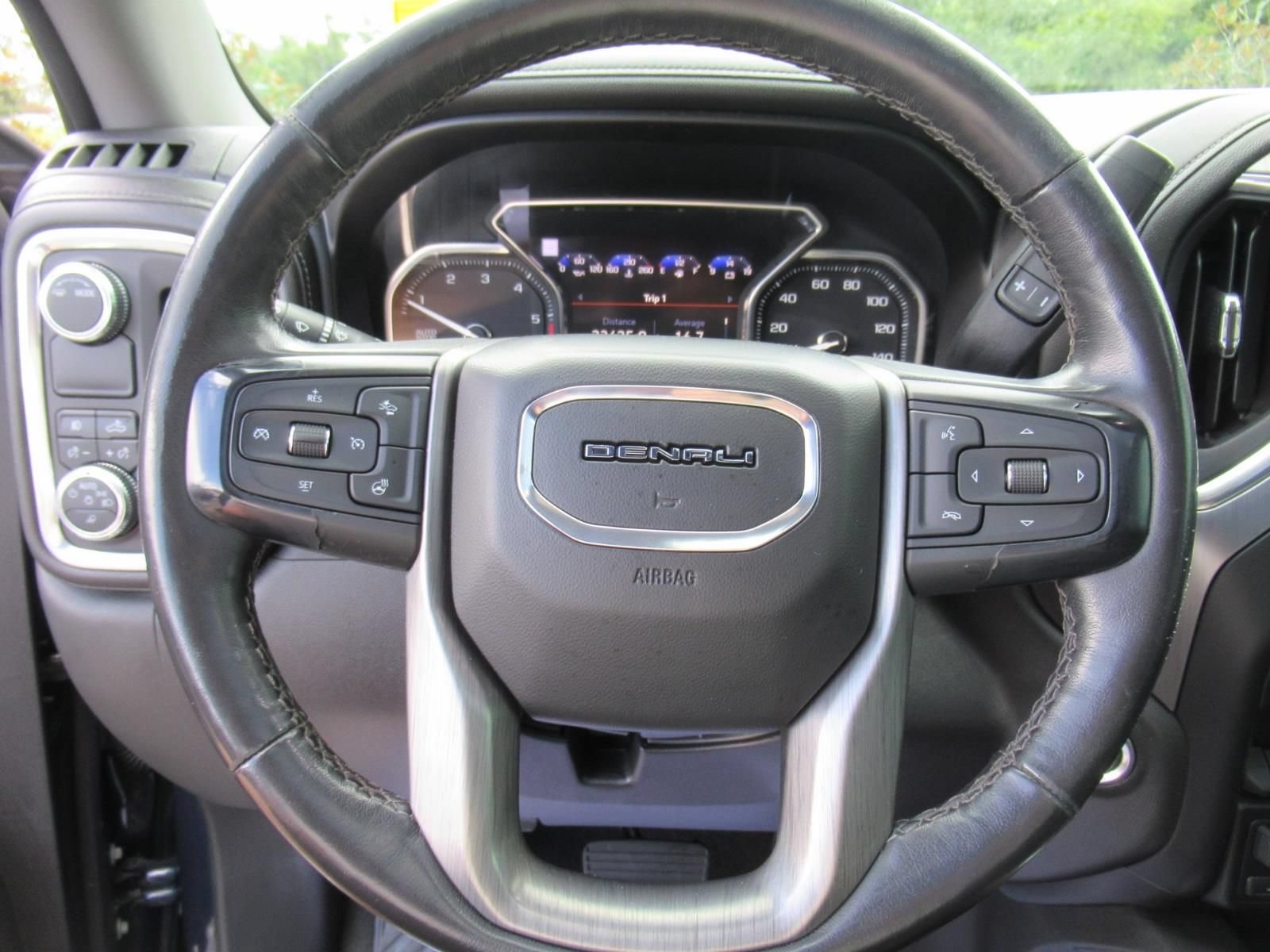Used 2020 GMC Sierra 1500 Denali w/ Denali Ultimate Package RWD image 24