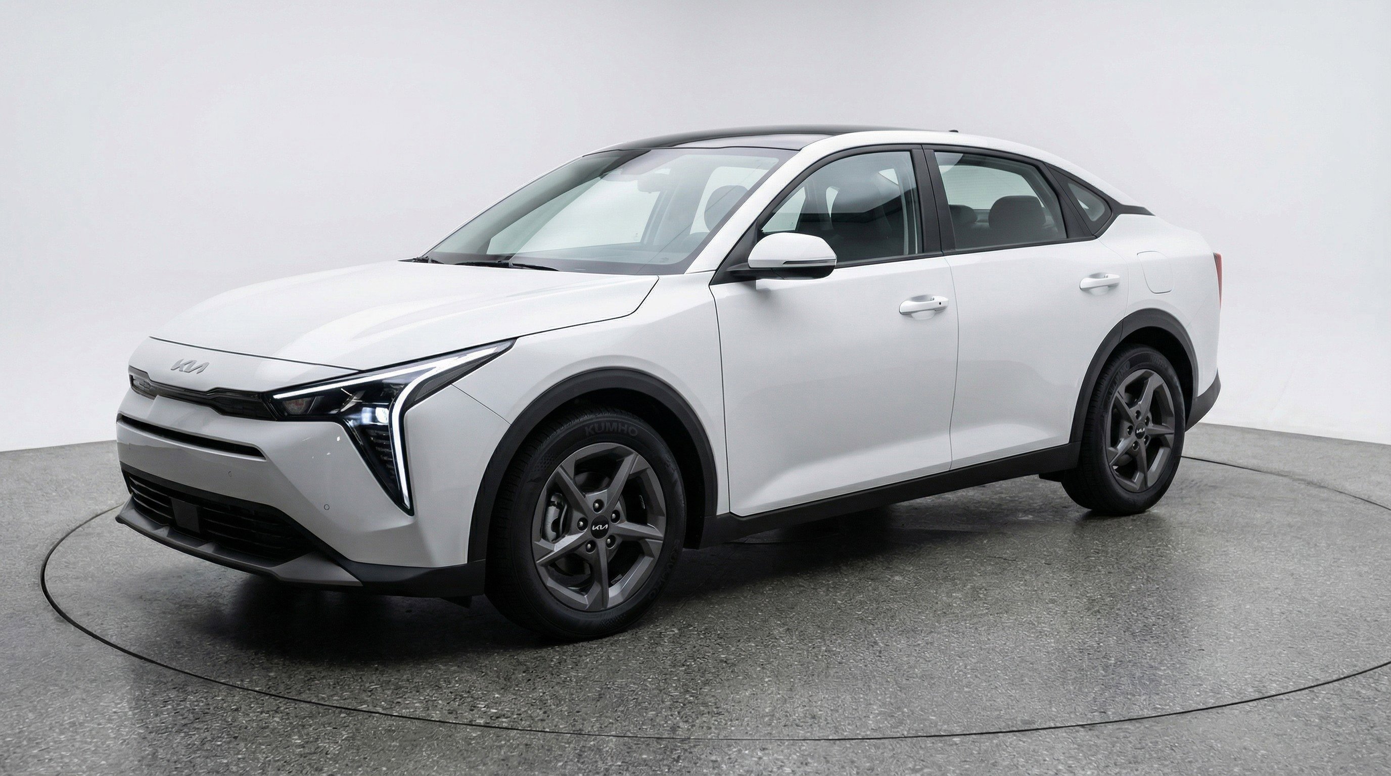 Used 2025 Kia K4 LXS FWD image 3