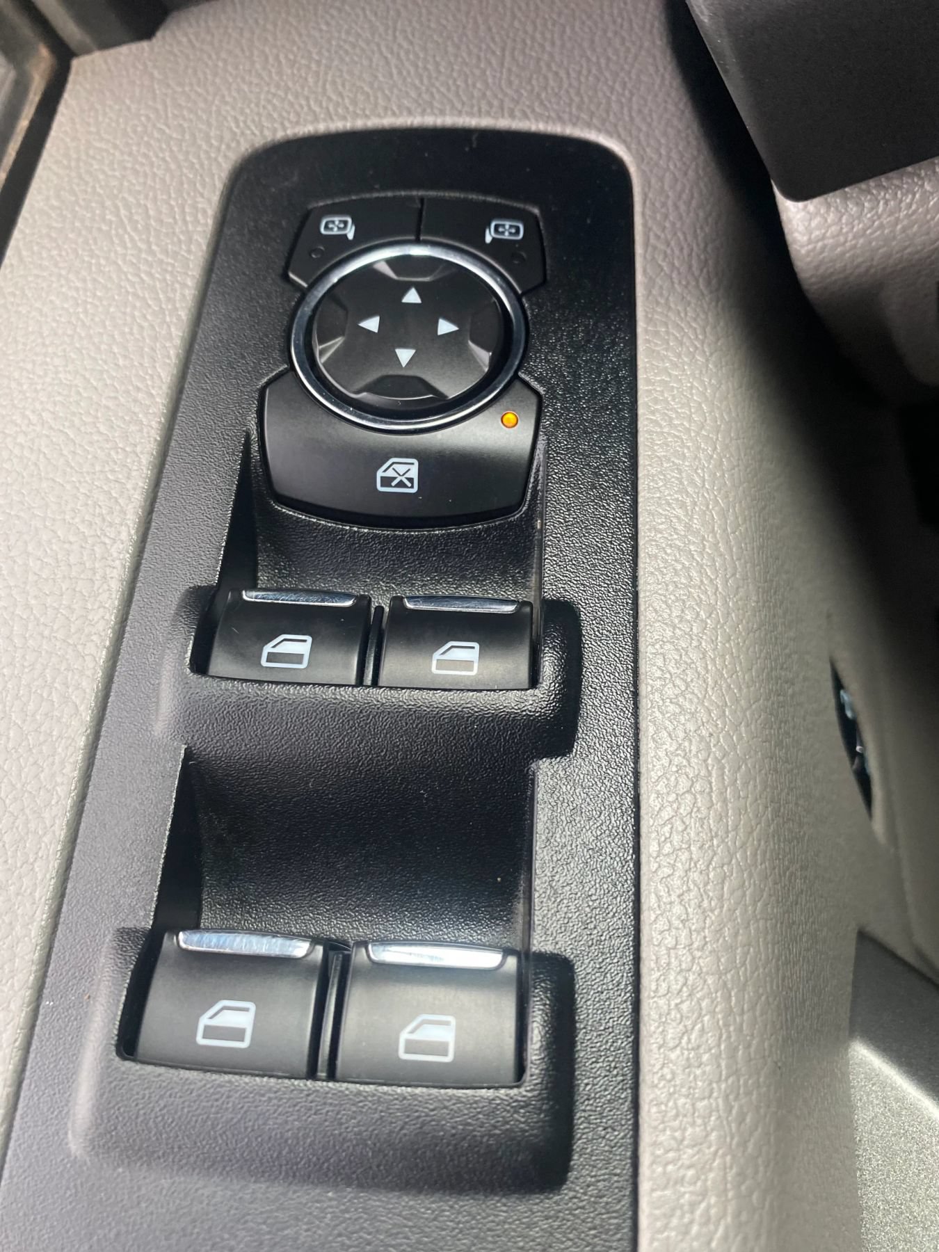Used 2016 Ford F150 XLT RWD image 26