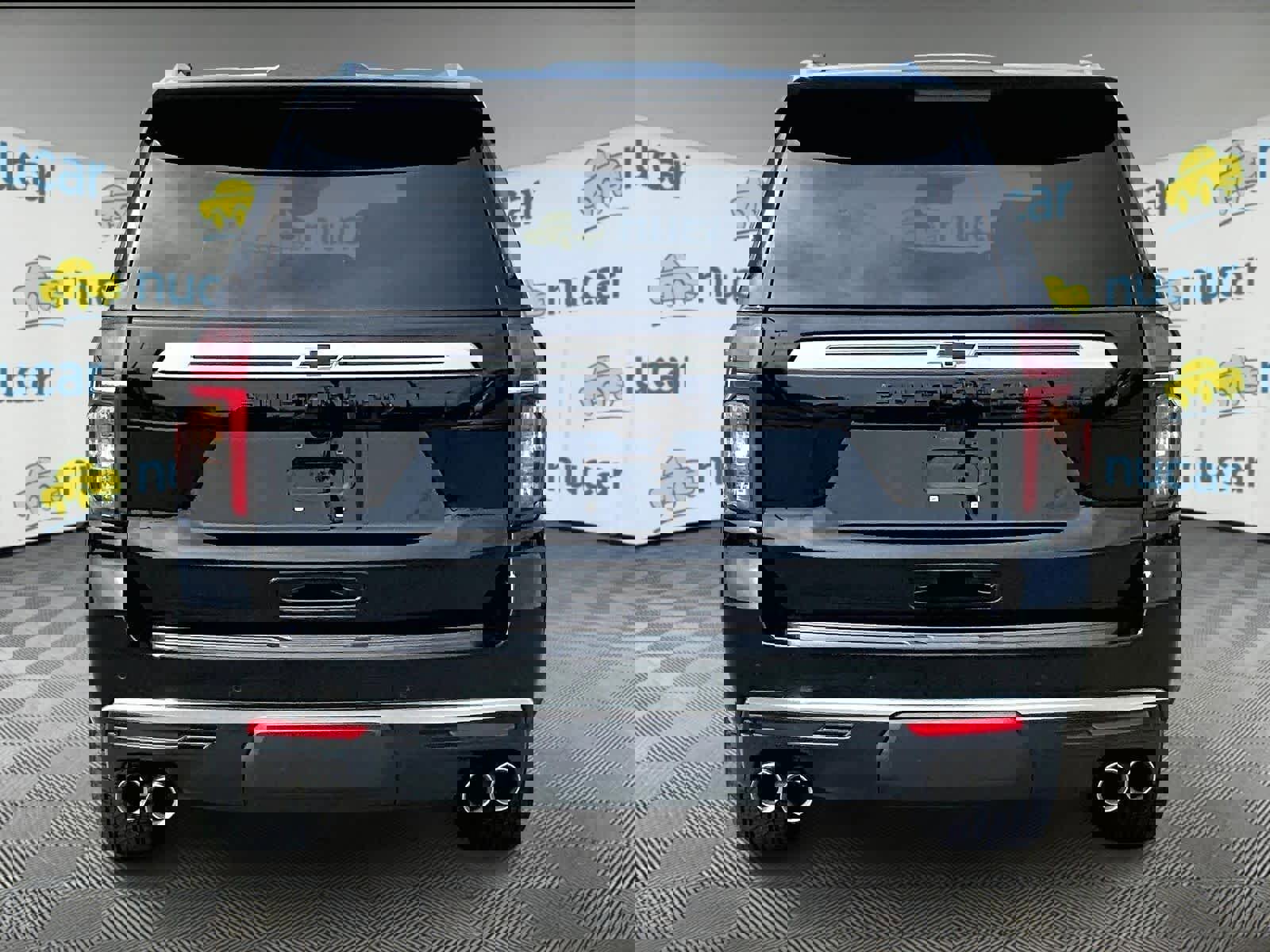 Used 2024 Chevrolet Suburban High Country image 5