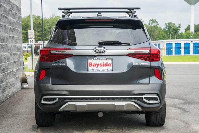 Used 2021 Kia Seltos SX w/ SX Sunroof Package AWD/4WD image 6