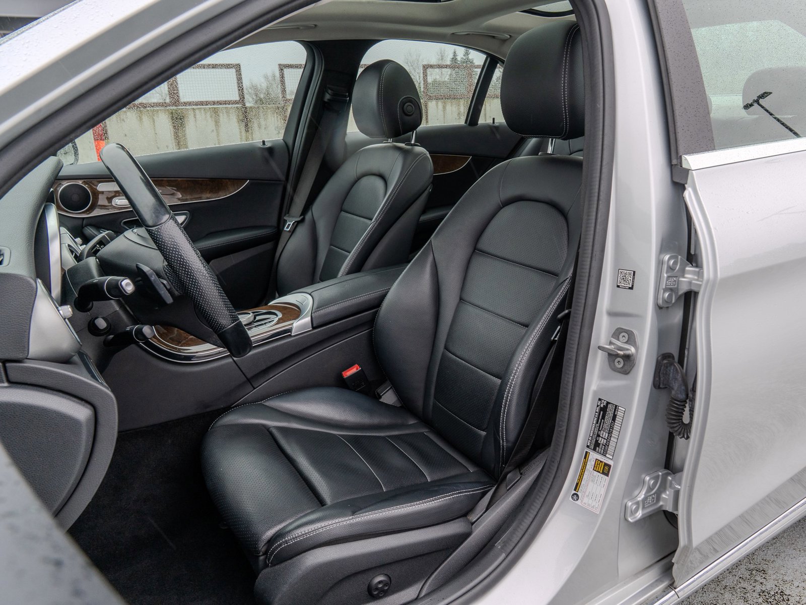 Used 2017 Mercedes-Benz C 300 4MATIC Sedan image 19