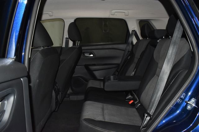 Used 2025 Nissan Rogue SV image 29