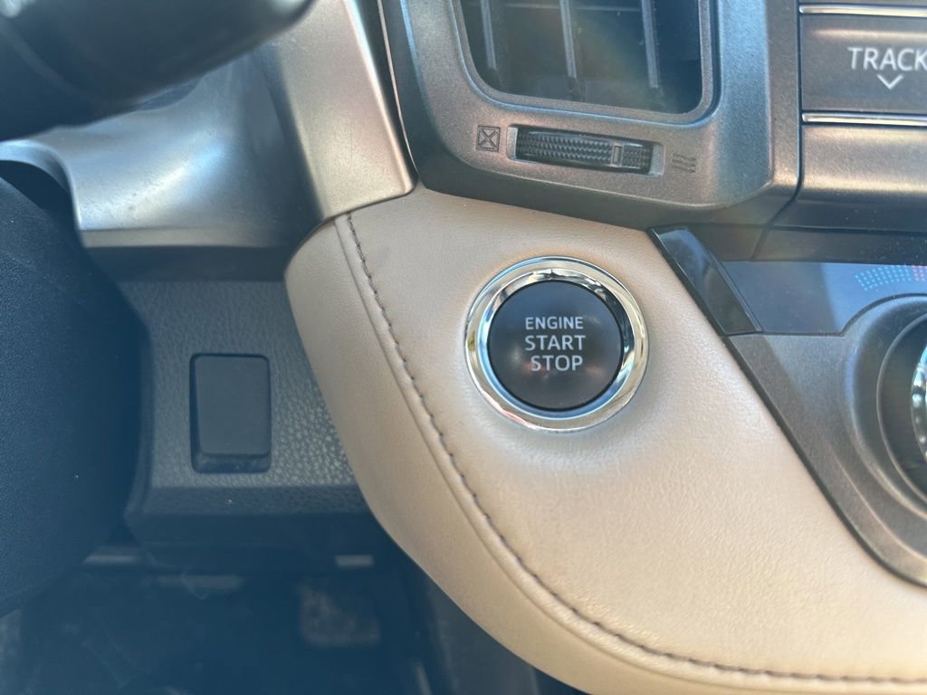 Used 2013 Toyota RAV4 Limited image 24