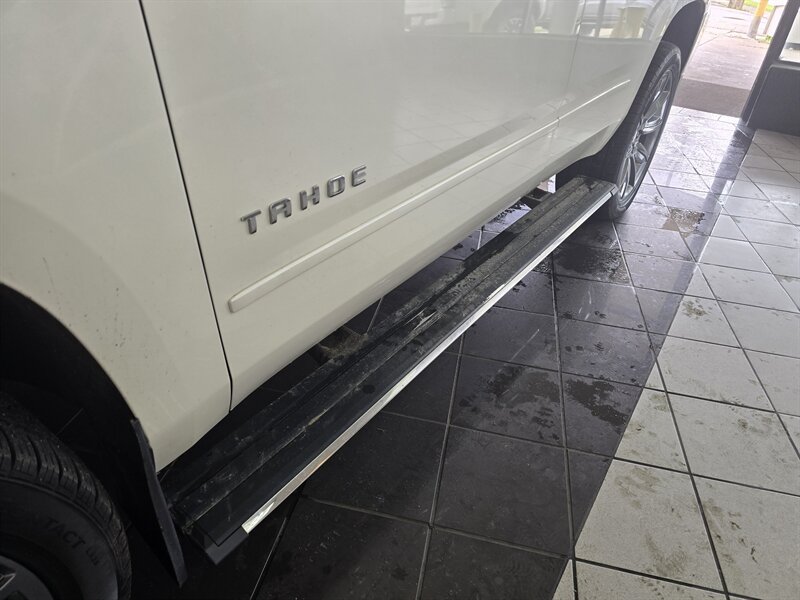 Used 2015 Chevrolet Tahoe LTZ AWD/4WD image 43