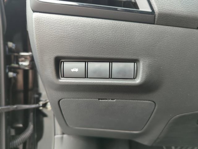 New 2026 Nissan Sentra SR w/ Floor Mat Package image 27