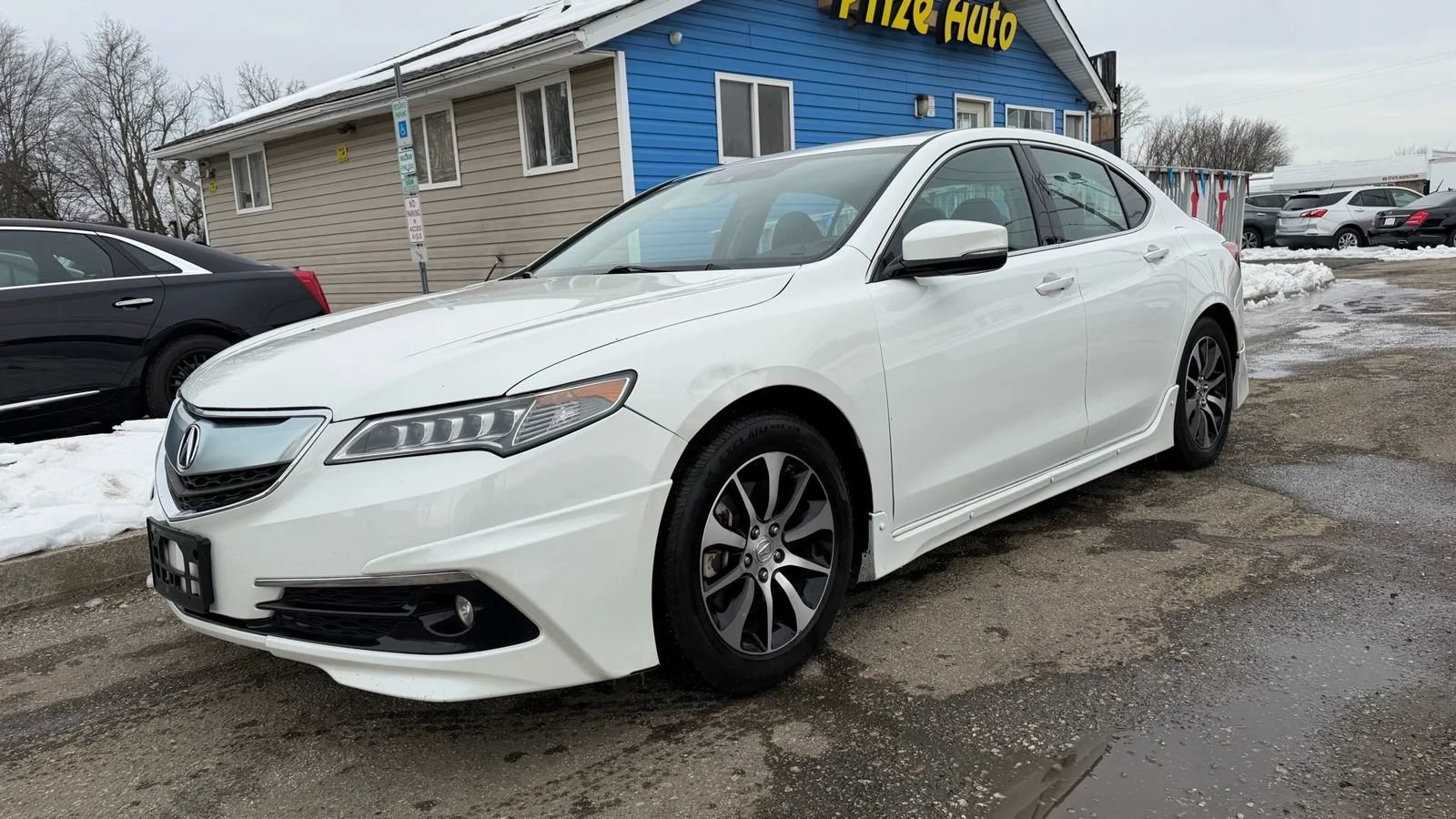 Used 2016 Acura TLX w/ Technology Package FWD image 2