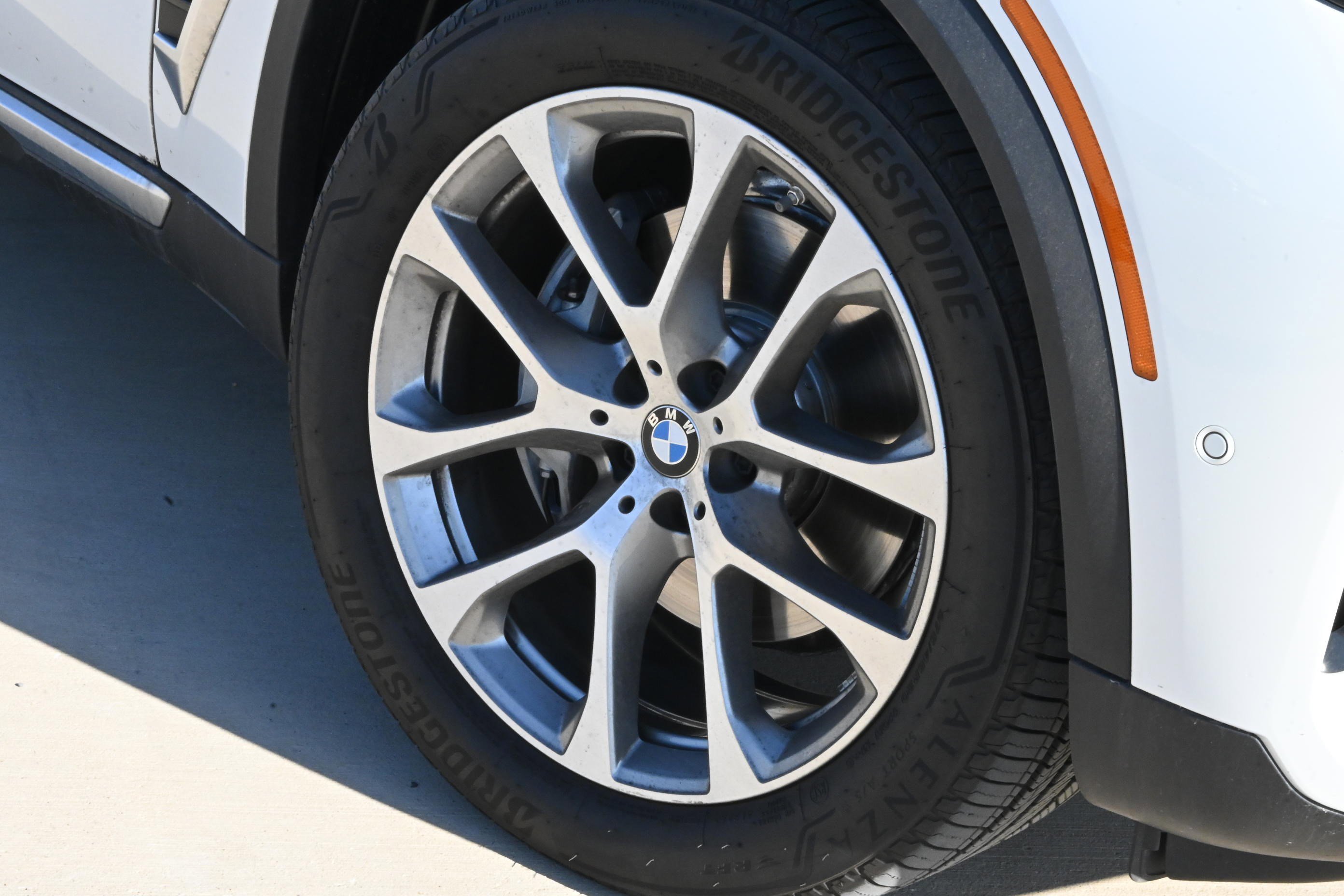 Certified 2025 BMW X5 xDrive40i w/ Premium Package image 9