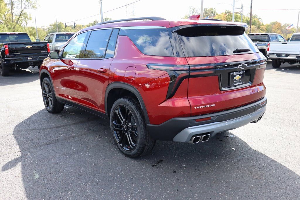 New 2026 Chevrolet Traverse LT w/ Driver Confidence Package image 3