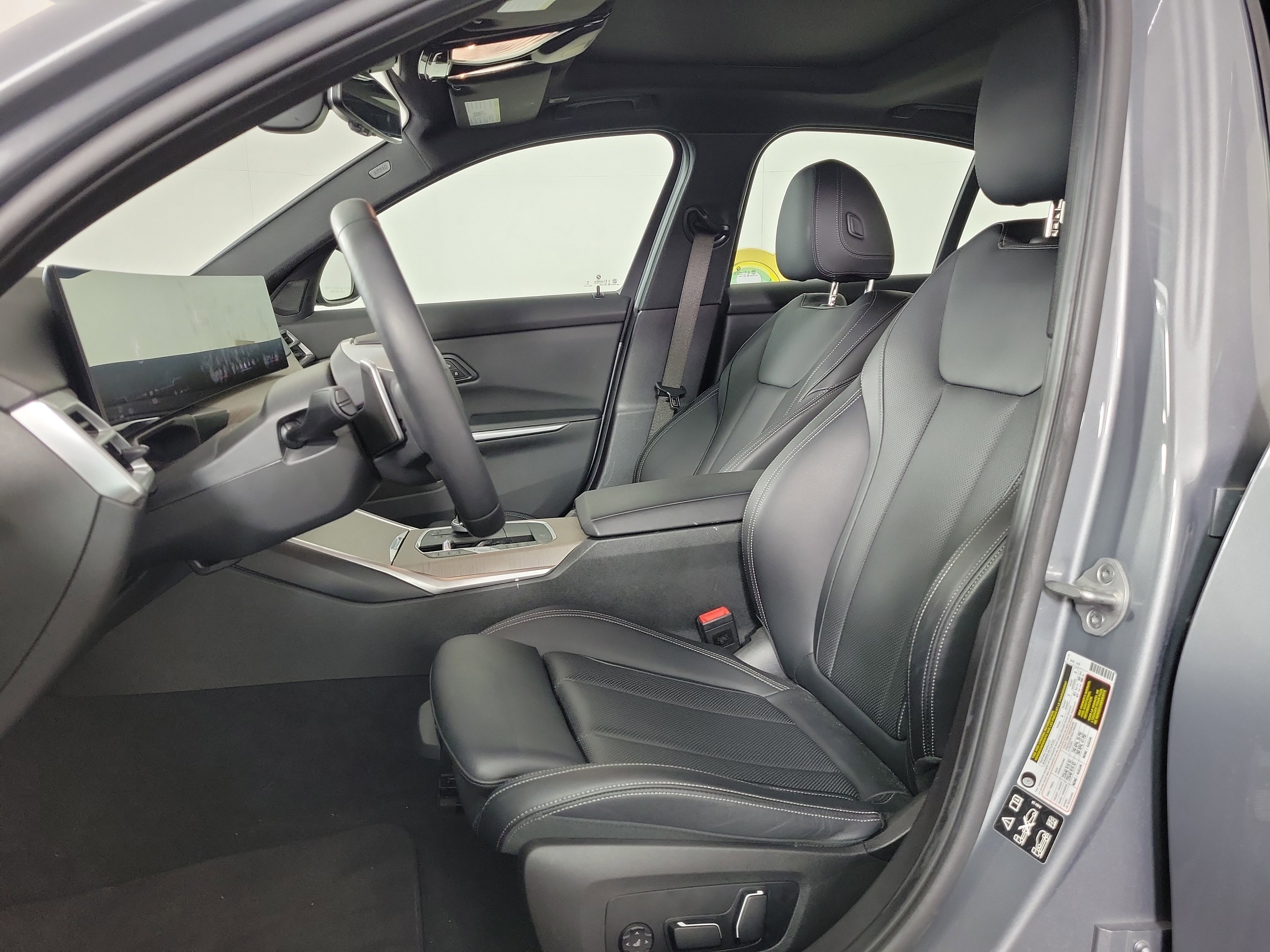 Certified 2025 BMW 330i xDrive Sedan w/ Premium Package image 9