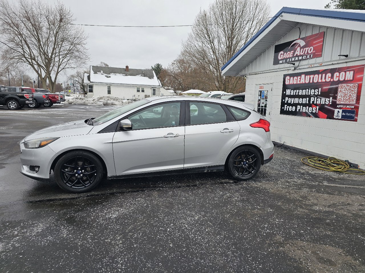 Used 2016 Ford Focus SE w/ Equipment Group 201A image 4