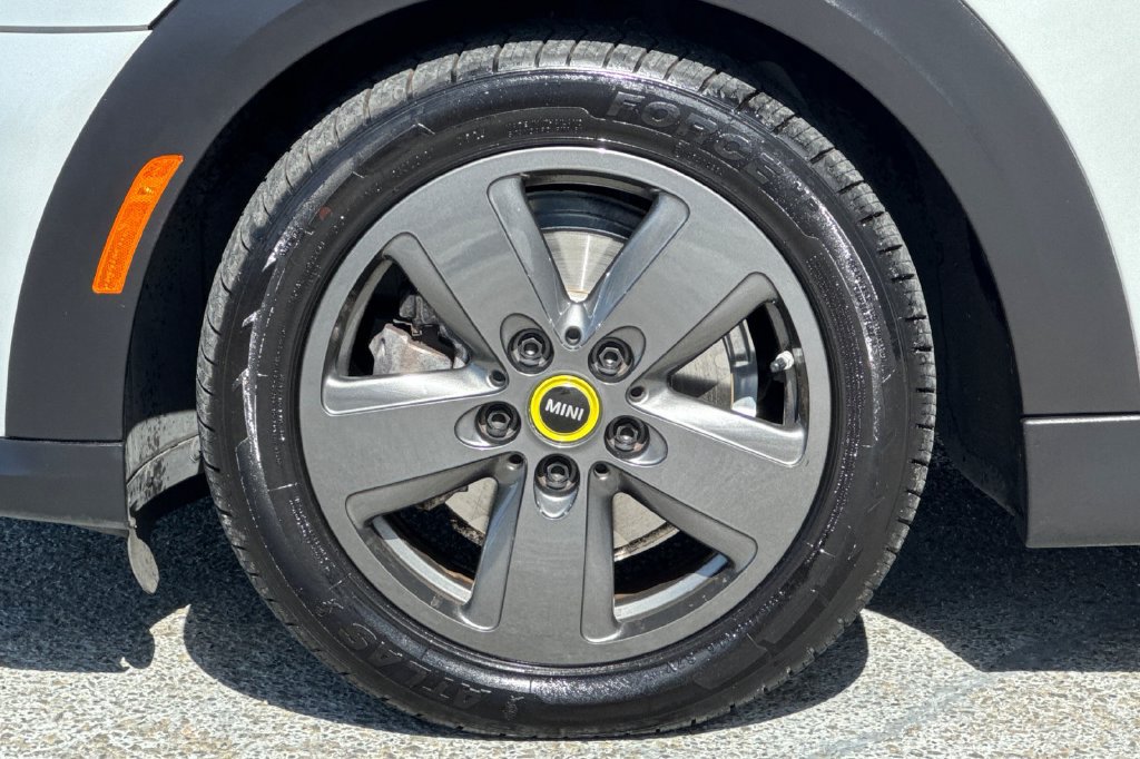 Used 2023 MINI Cooper SE FWD image 24