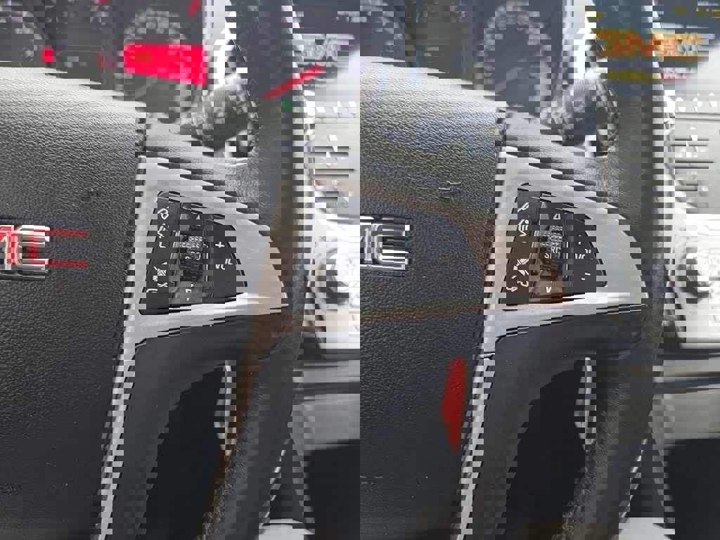 Used 2015 GMC Terrain SLE w/ Chrome Edition image 22