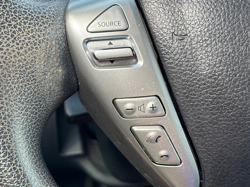 Used 2016 Nissan Versa SV image 16